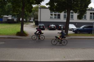 Zawodnicy podczas rowerowego ultramaratonu Wisłą 1200