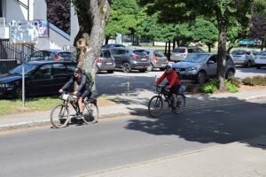 Zawodnicy podczas rowerowego ultramaratonu Wisłą 1200